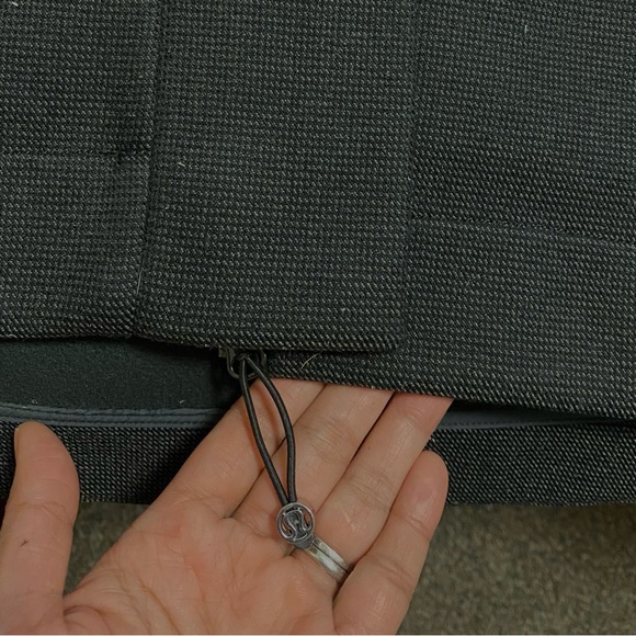 Lululemon Studio Softshell Tweed Jacket, GUC. Size 6. - Picture 7 of 9